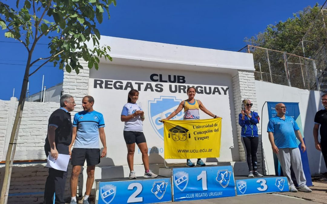 Bonnin podio en  la maratón aniversario de Regatas
