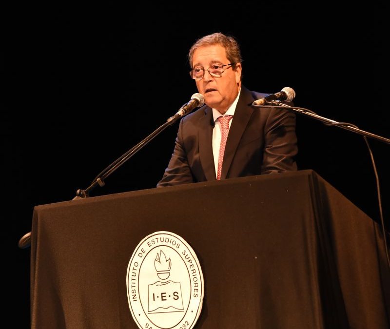 La UCU celebra la beca postdoctoral otorgada al Dr. Juan Manuel Cozzi por la Fundación Carolina